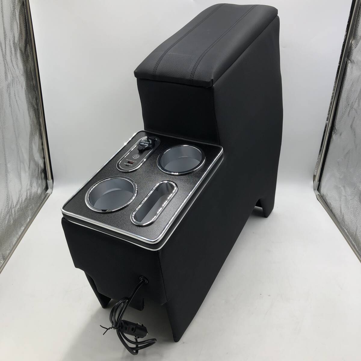 【対応車種不明/通電確認済】コンソールボックス アームレストコンソール /Y31441-A2拍卖