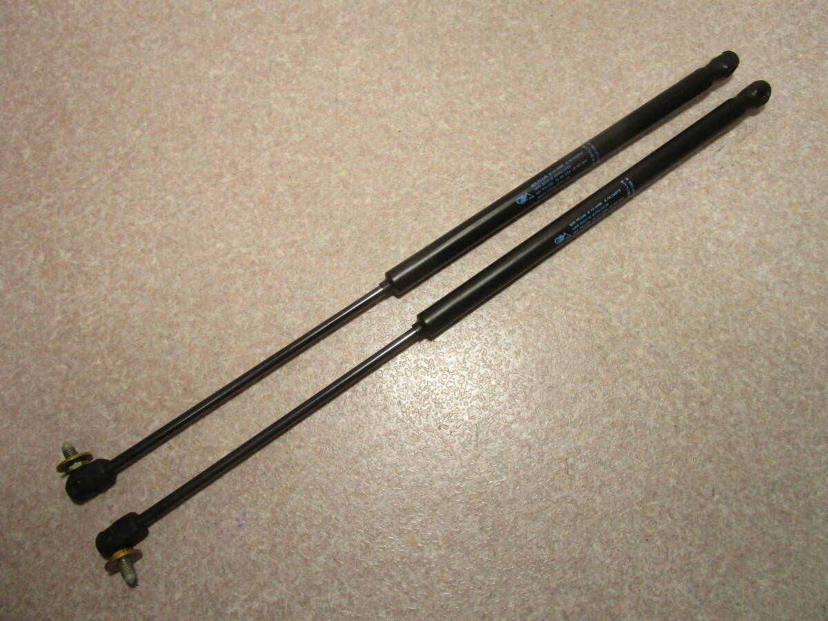 プジョー 1007 A8KFV リアゲートダンパー拍卖