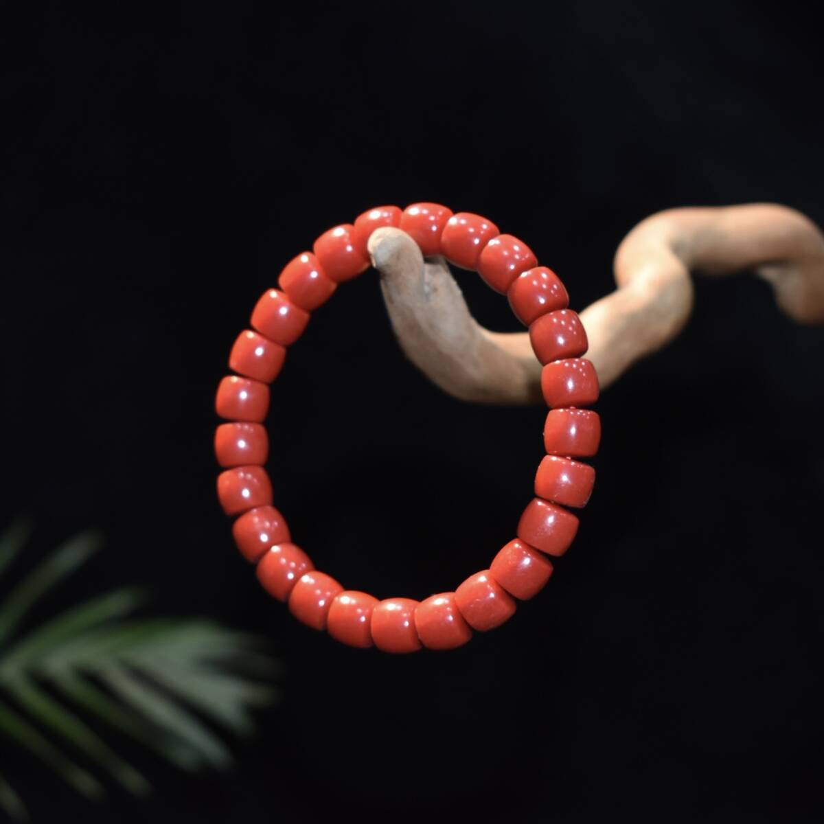 精品收藏 南紅 手鏈 手串 腕輪 念珠 箱付 時代物 古董品 骨董 旧家蔵出し 唐物 中国古玩 古美術品拍卖