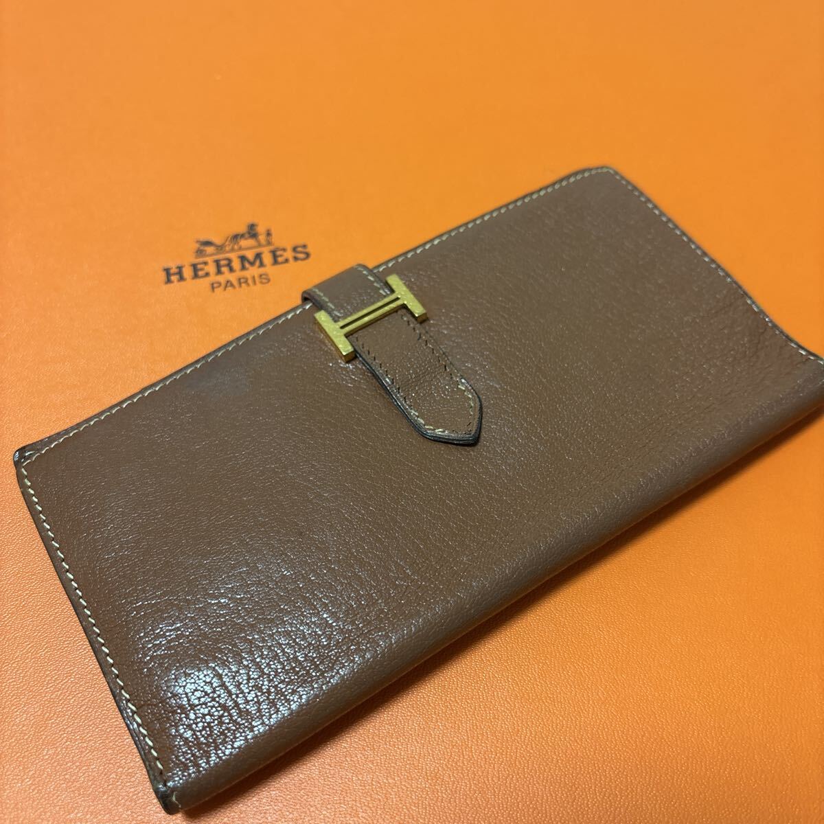 HERMES 長財布 ベアンスフレ ブラウン拍卖