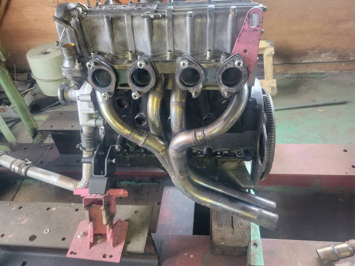 ベレットエンジンG180.ハイカム、タコ足、インマニ、軽量フライホイール全て中古ですので、引き取り限定です。拍卖