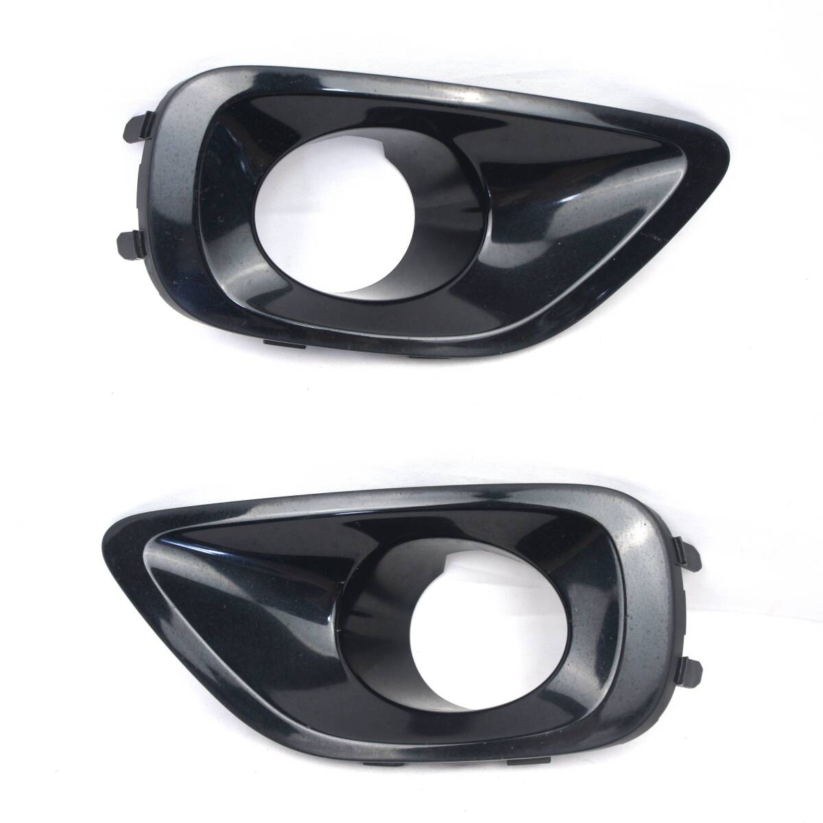 左右セット フォグランプカバー 32J ブラック BL5 前期 C型 レガシィ ベゼル フォグカバー 57731AG410 57731AG400 BLE BP5 BPE他 @12545s拍卖