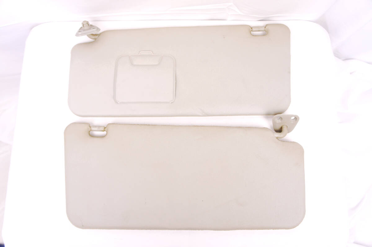 左右セット サンバイザー AZR65G ノア外し 運転席側 助手席側 トヨタ 純正 参考 AZR60G ヴォクシー @13360s拍卖