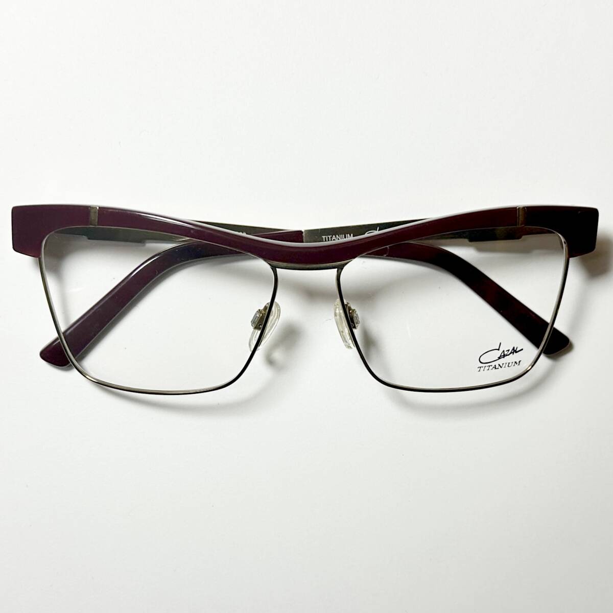 処分価格 新品 CAZAL MOD.2504 003 金色 チタン素材 純正メガネ 純正ケース付き ドイツ カザール拍卖