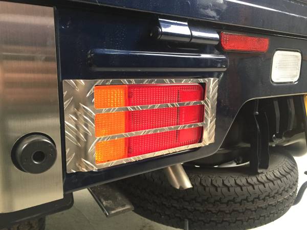 DA16T用 スーパーキャリイ キャリイ標準車 テールランプ ガード(アルミ縞板)拍卖