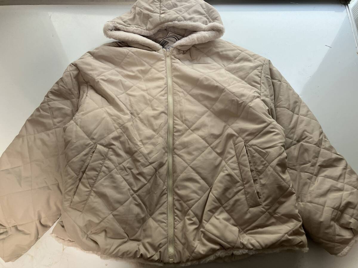 新品■大きいサイズ4L■キルティング&ボアリバーシブルブルゾン■グレージュ拍卖