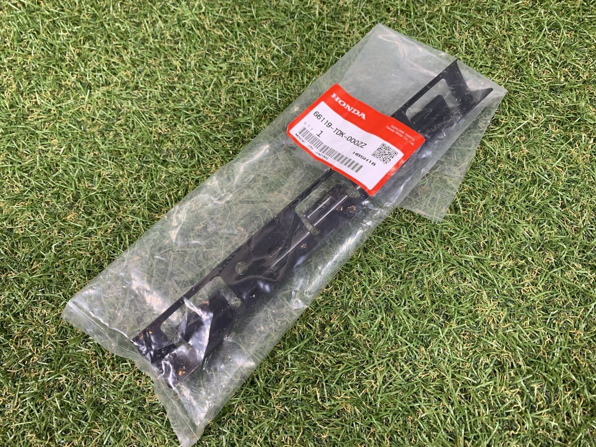 フリード用 リアバンパー フエイス サポート 66119-TDK-000ZZ DAA-GB7 ホンダ純正部品 【Cd785-42】拍卖