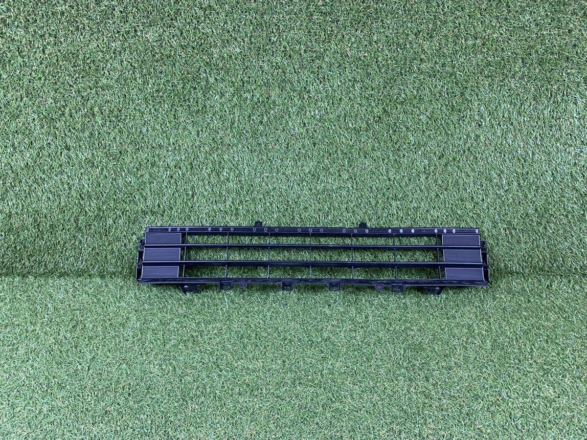 トヨタ ヴォクシー 80系 ZRR80G/ZRR85G 純正 フロントバンパー ロアグリル フロントバンパーグリル 53112-28240 【Ya'792-54】拍卖