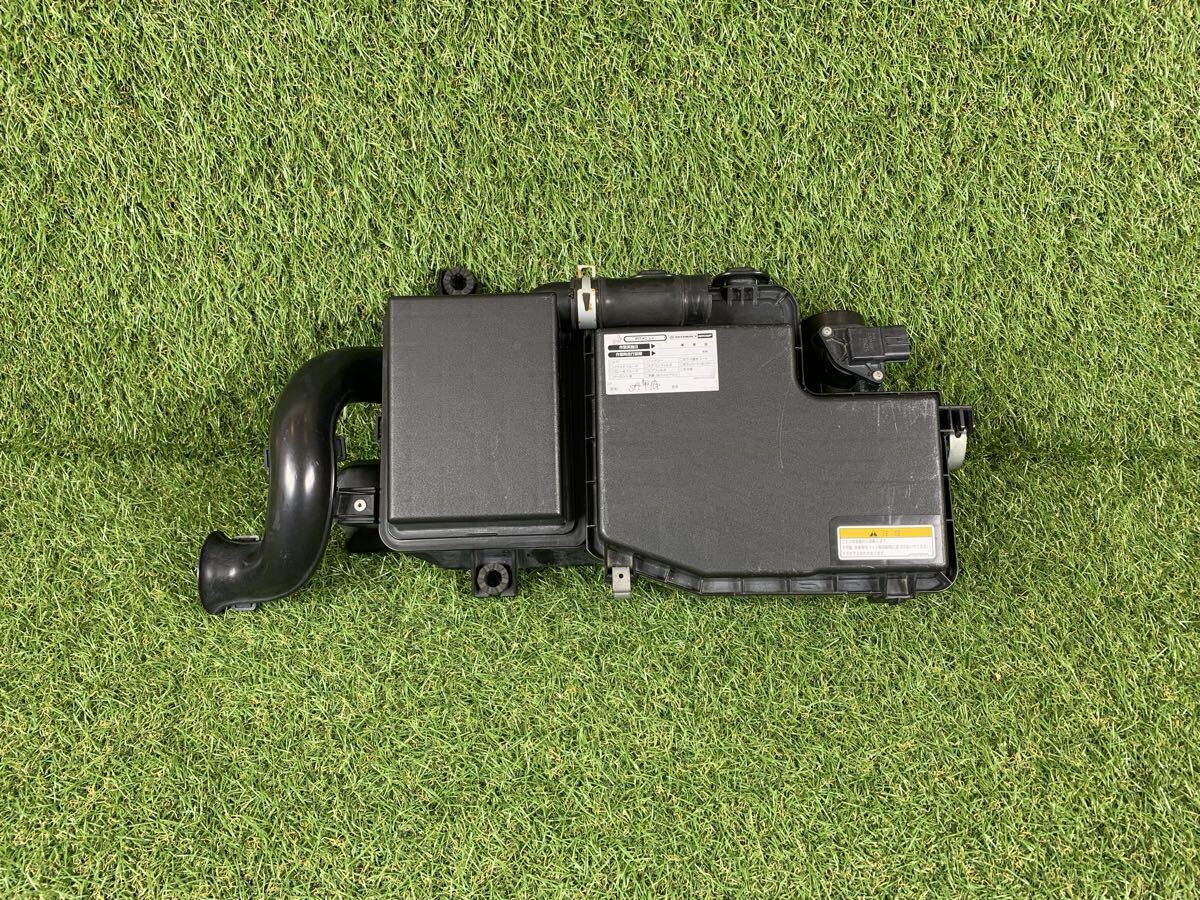 スズキ スペーシア MK32S MM32S MK42S MH44S MJ44S エアクリーナー ケース ボックス 13700-50M0 【Yb792-77】拍卖