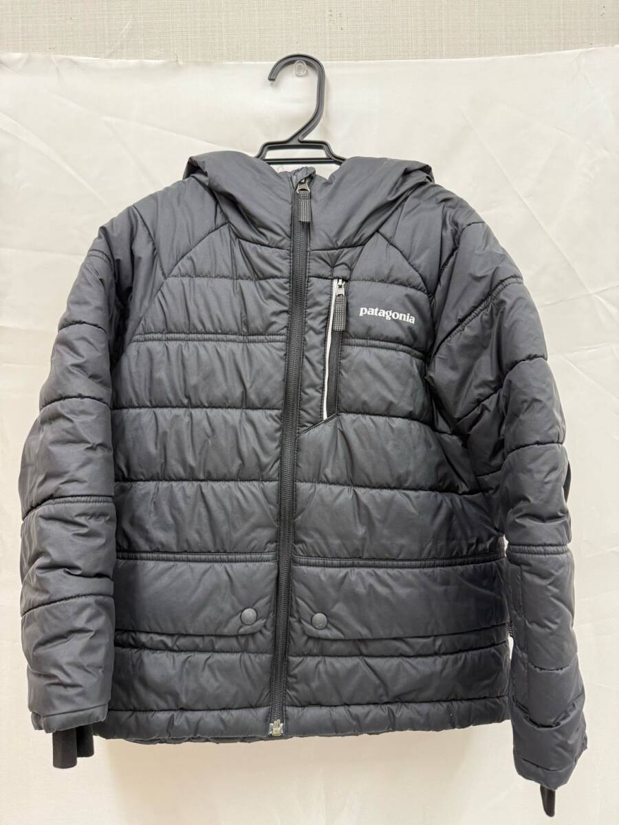 Patagonia パタゴニア ダウンジャケット キッズ Kids XS 冬 ブラック 中古 フード付き ボーイズ 子供 ナイロン 上着拍卖