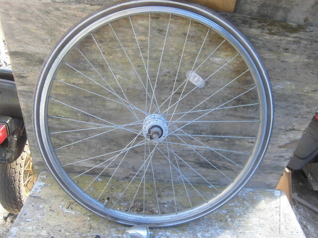 ★レストア・リペア用 らくらくオートライト 27インチ ホイールタイヤ付き LED 程度中 A-637 240917★拍卖