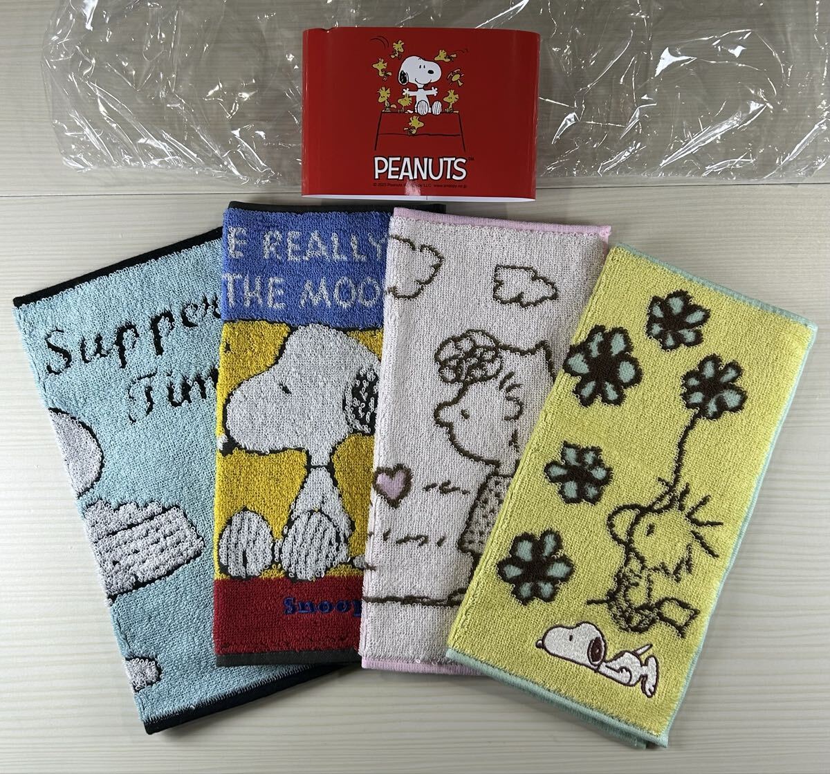 【開封済み未使用品】スヌーピー◇ハンカチタオル4枚セット◇25cmx25cm◇拍卖