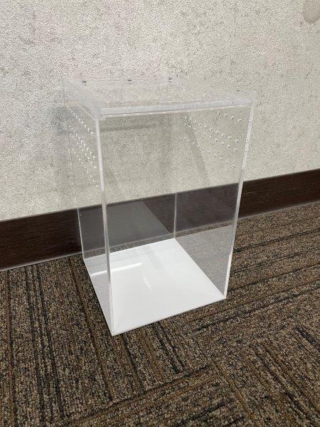 アクリル 爬虫類 飼育ケース 【縦型タイプ】 昆虫飼育ケース クモ サソリ ヤモリ ヘビ カメ 飼育ケージ 透明 飼育容器 LB-151 区分60S拍卖