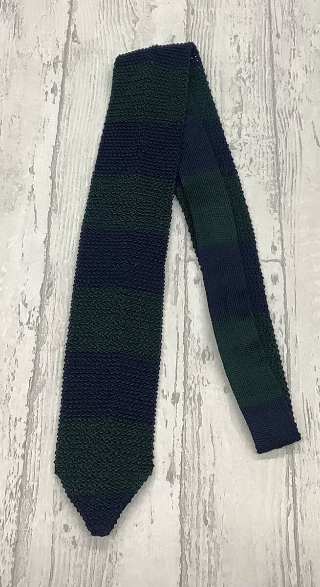 新作 新品未使用  ニットタイ イタリア製 横ボーダー柄 濃紺×グリーン ツートンカラー 大剣6cm お買い得 オシャレ拍卖