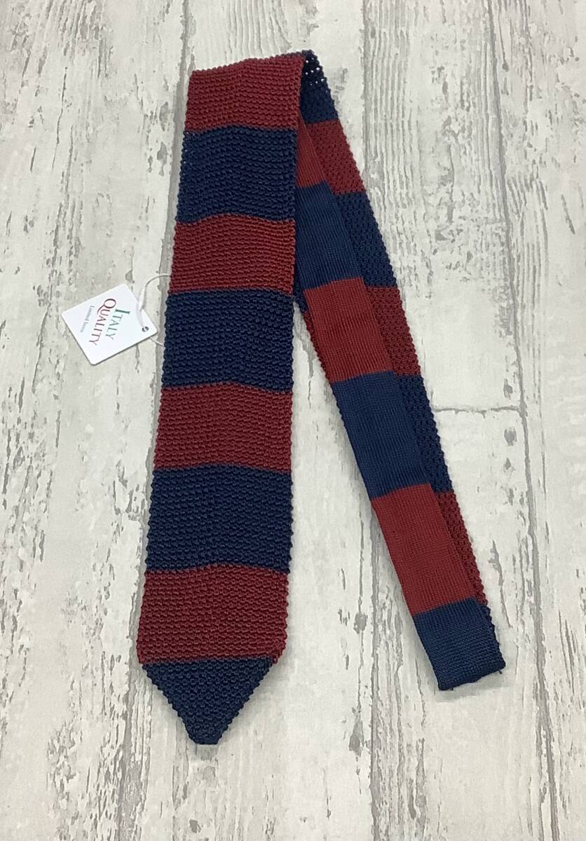 新作 新品未使用  ニットタイ イタリア製 横ボーダー柄 ネイビー×ワイン ツートンカラー 大剣6cm お買い得 オシャレ拍卖