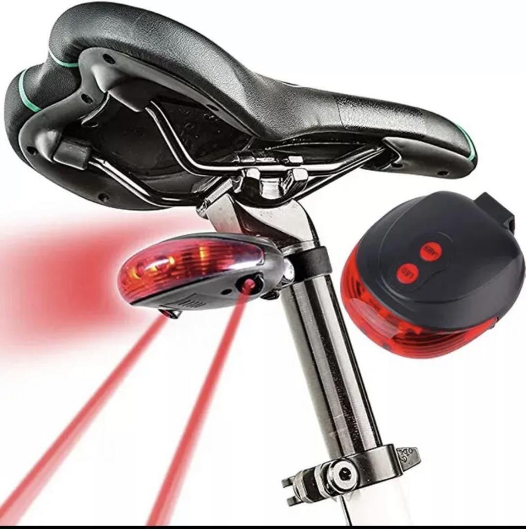 新品 自転車用 レーザーフラッシュライト テールランプ テールライト LED リアライト フラッシュモード 警告灯 赤色搭 安全運転 送料無料拍卖