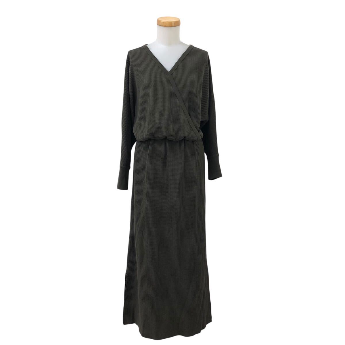9Nm322-79 美品 Mila Owenミラオーウェン カシュクール ワッフル 長袖 ロング ワンピース ワンピ カットソー カーキ レディース 0拍卖
