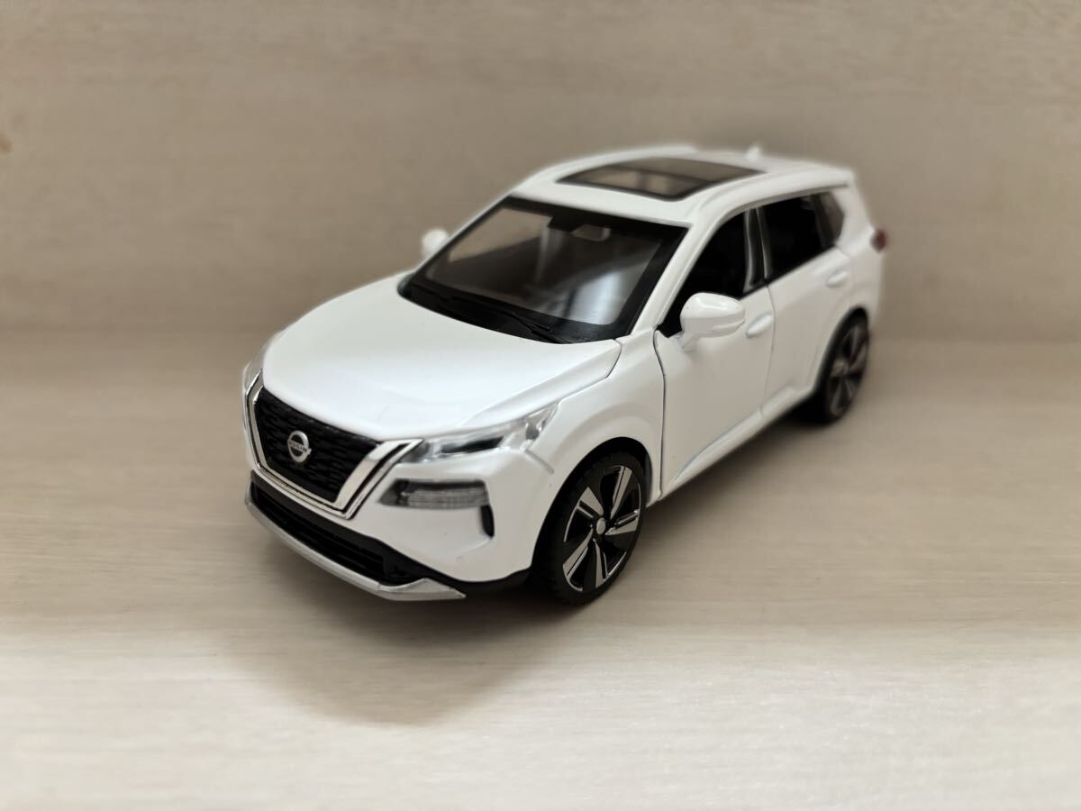 1/32 日産 エクストレイル T33 ミニカー拍卖