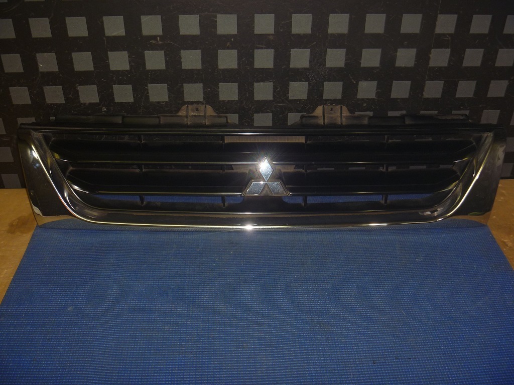 #0607 H53A パジェロミニ ラジエーターグリル カラーNo:(メッキ)★拍卖