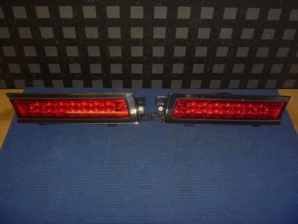 #0711 RB1 オデッセイアブソルート トランク側 左右テールライト★LED点灯OK拍卖