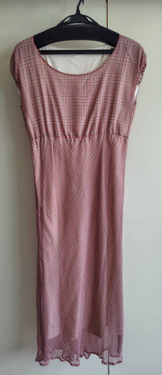 ◆送料込み◆新品同様◆美品◆アングローバル ANGLOBAL J&MD ワンピース 絹 シルク 100%拍卖