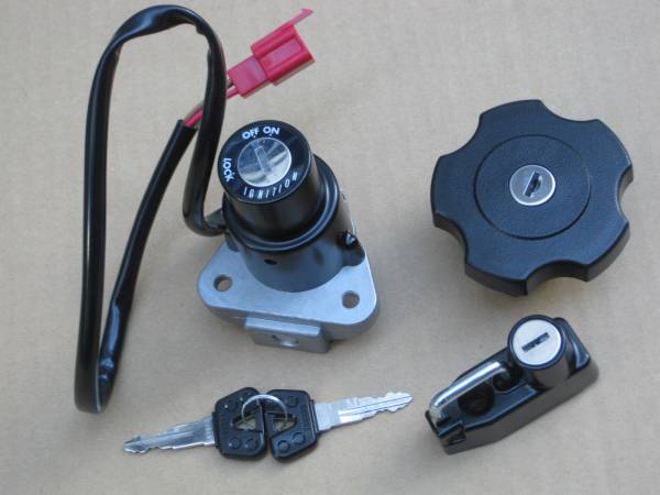 ■ TW225E 5VC DG09J ■ 純正 新品 キーセット 5LB-82029-01 5LB-82025-01 5LB-82022-01 5LB-82023-00 5LB8202901 5LB8202501拍卖