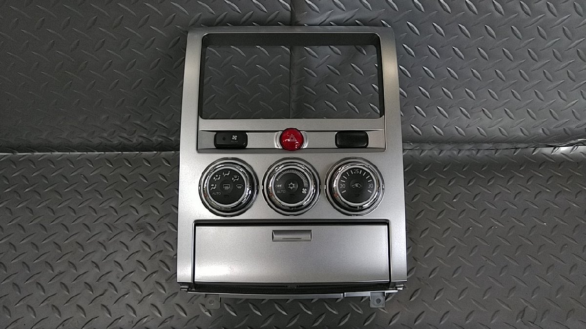 CV2W デリカD5 純正 エアコンスイッチパネル 小物入れ付き 7820A649 トリムNO,09X拍卖