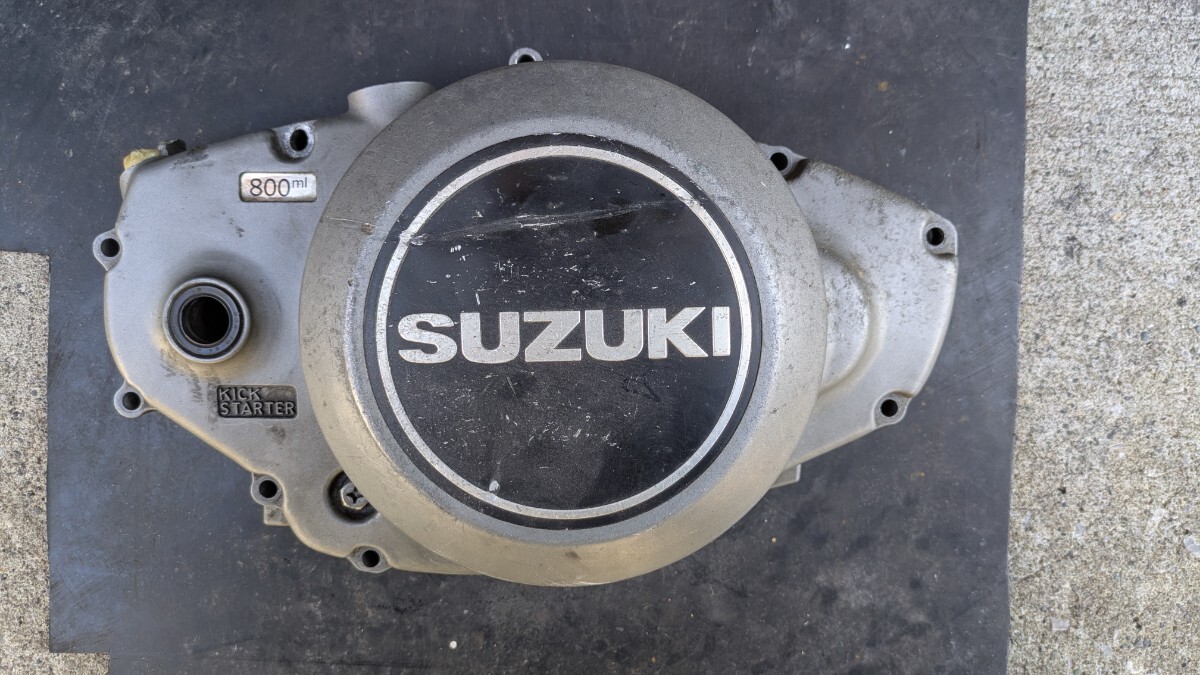 SUZUKI RG250E クラッチカバー ジャンク品 売切! 修正材料 GT250X7 空冷RG 当時物 スズキ拍卖