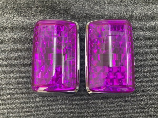 ★ 新品:三菱ふそう 17/NEW/07スーパーグレート用 ドア サイドマーカー ウインカーランプ 左右セット デコトラ パープル 【M.113】拍卖