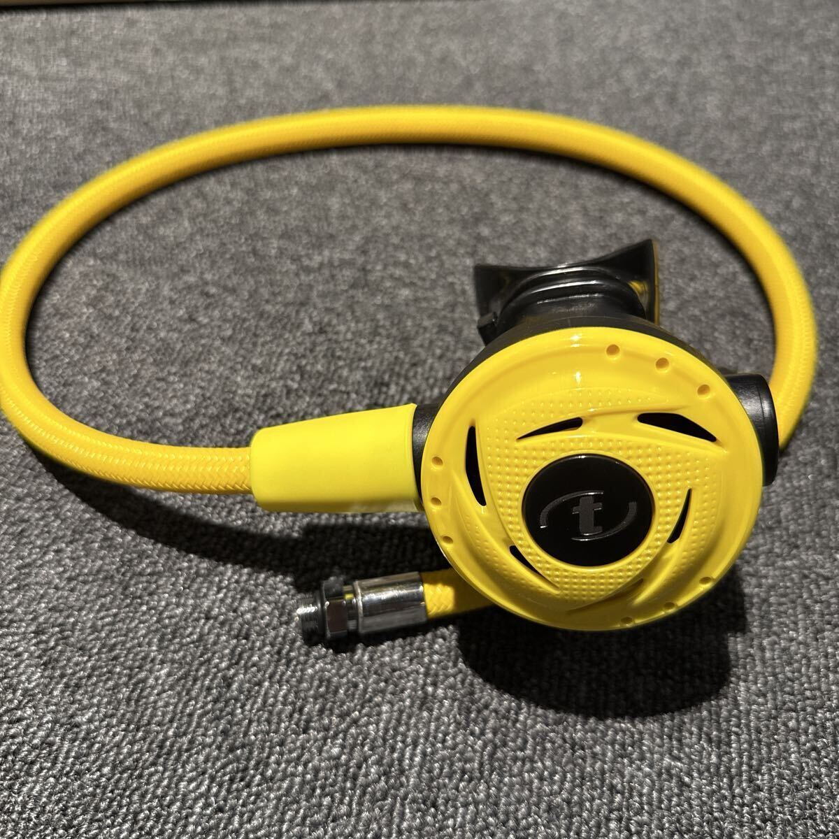 新品未使用 TUSA ツサ レギュレーター SS0003J イエロー 定価44000円 ダイビング用品 スキューバ拍卖