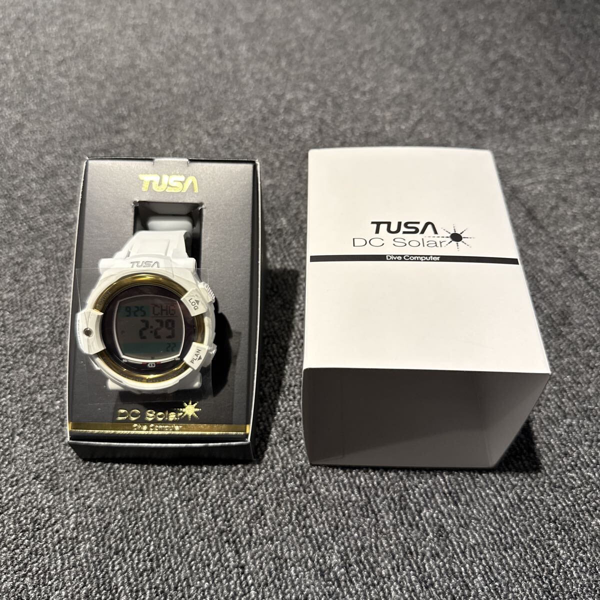 新品未使用 TUSA ツサ DC Solar LINK ダイブコンピューター IQ1204 WG 定価99000円拍卖