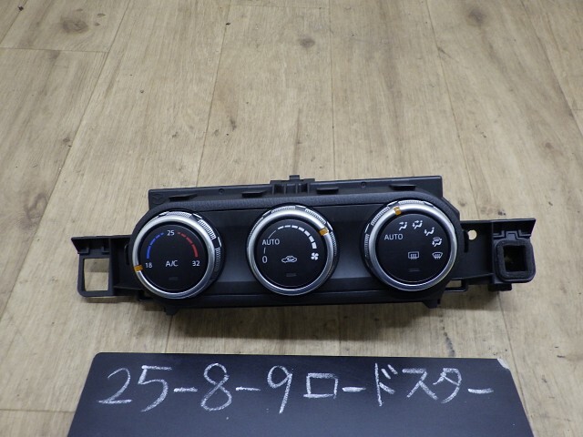 ロードスター  ND5RE エアコンスイッチパネル 25D N454-61-190拍卖
