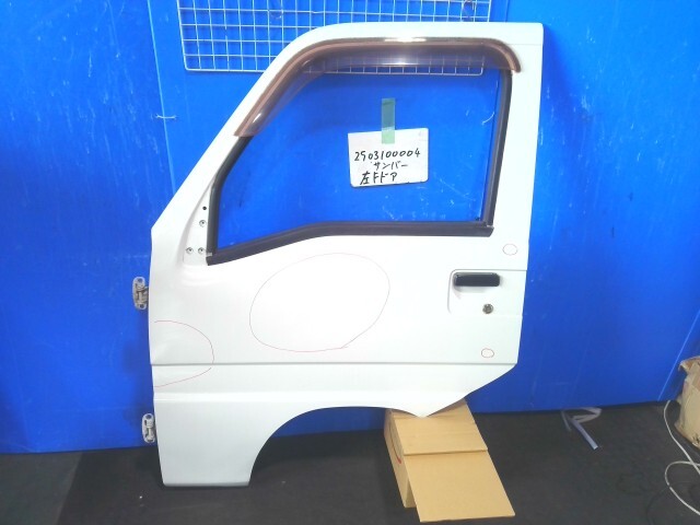 サンバー LE-TT2 左フロントドア カラー/ 51E 60209TC013 444839拍卖
