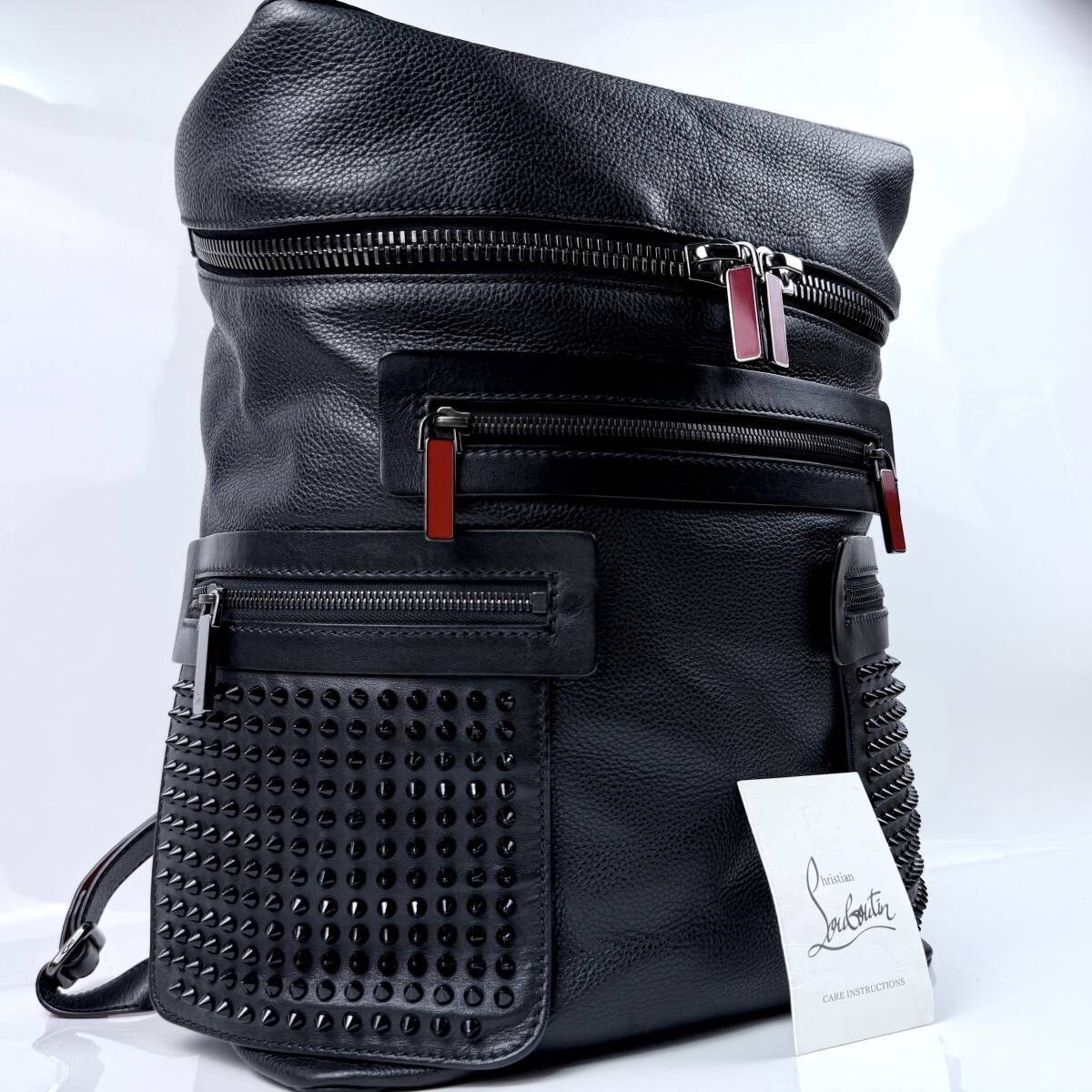 希少/未使用級 クリスチャンルブタン Christian Louboutin リュック 本革 バックパック ビジネス レザー A4 黒 大容量 バッグ 鞄 メンズ拍卖