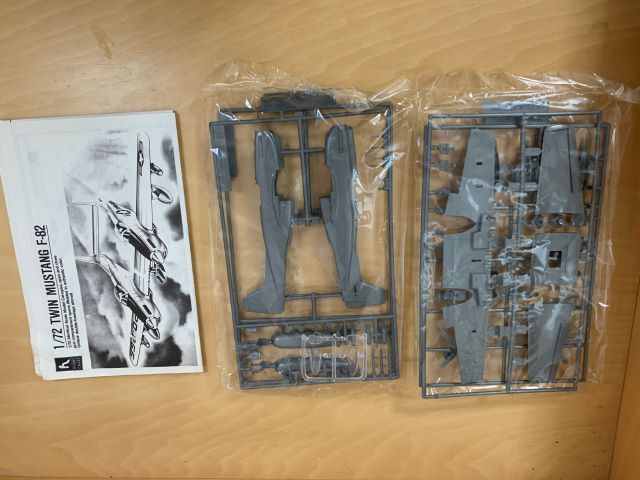 1/72 ホビークラフト ツインムスタング F-82 箱痛み 画像現状渡し デカール変色 未開封拍卖