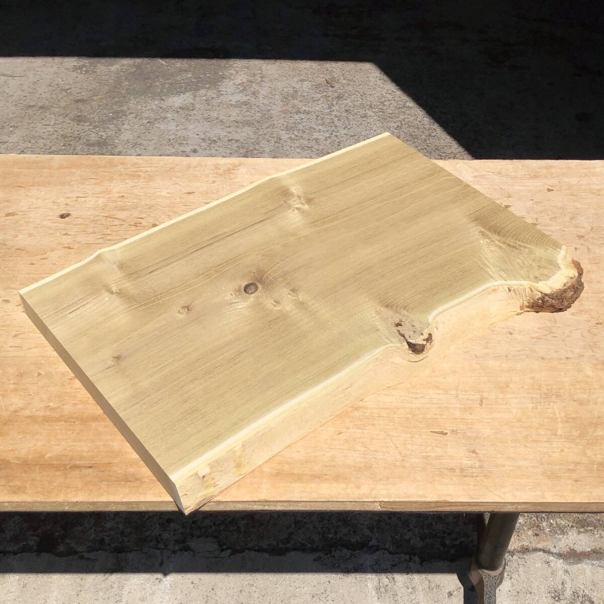 送料無料!ニセアカシア【A250E】542~546×333~370×33mm 針槐 ハリエンジュ 木工 天然木 自然素材 木材 乾燥材 無垢材《銘木すずめや》拍卖