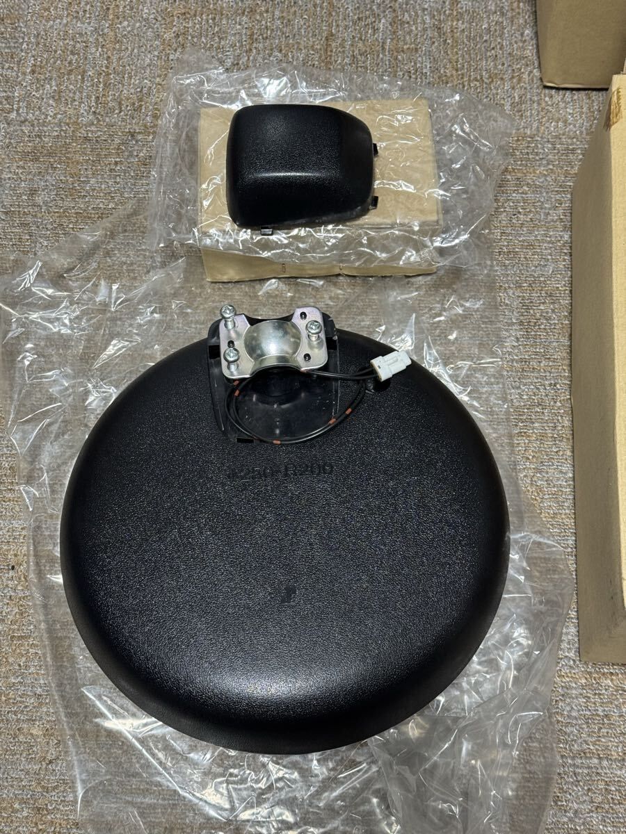 UDクオン 純正ミラー アンダーミラー 左側 助手席側 電熱ヒーター 新車外し 美品 大型トラック 日産 10t拍卖