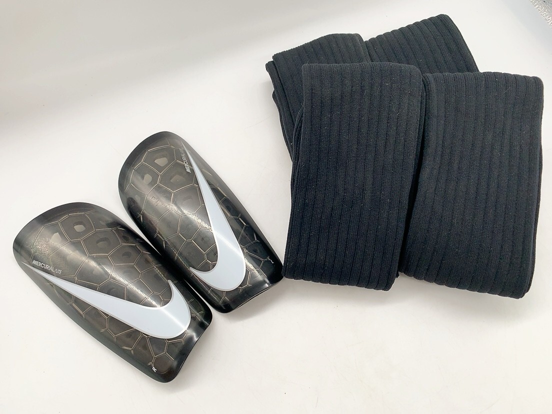 中古 NIKE ナイキ シンガード マーキュリアルライト すね当て 脛当て すねあて レガース ジュニア 靴下 ソックス サッカー用 0906や5 A1 60拍卖