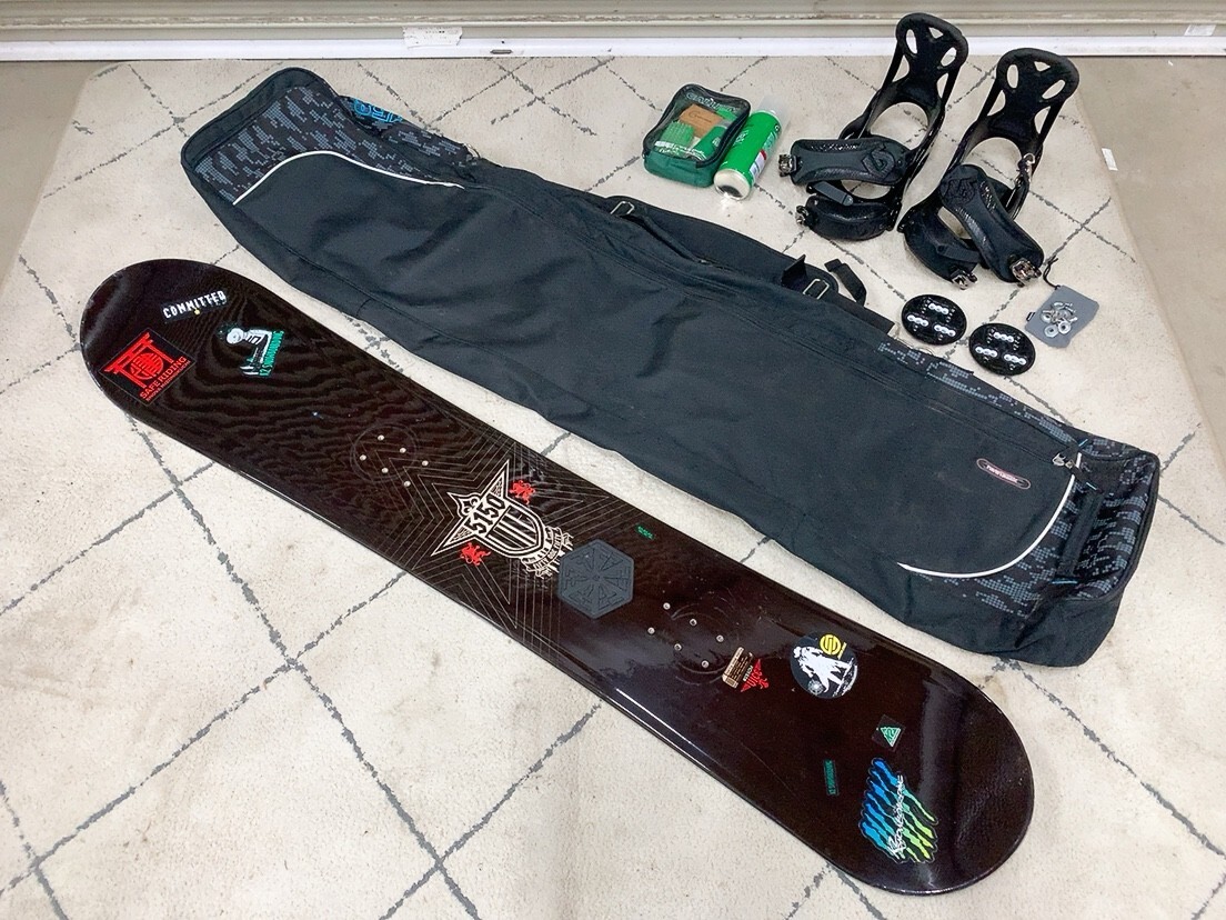 中古 5150 スノーボード 150cm スノボ Burton custom バートン カスタム ビンディング バインディング Mサイズ セット 茨城 0909や1 E1 240拍卖