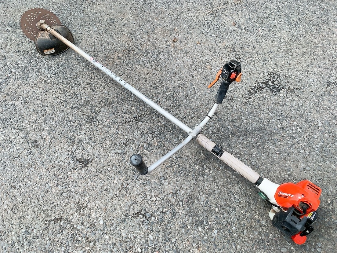 中古 KIORITZ 共立 刈払機 SRE2230 肩掛け式 刈払い機 刈り払い機 草刈り機 草刈機 エンジン 引取歓迎 茨城県常陸大宮市根本 0919や3 O 西拍卖