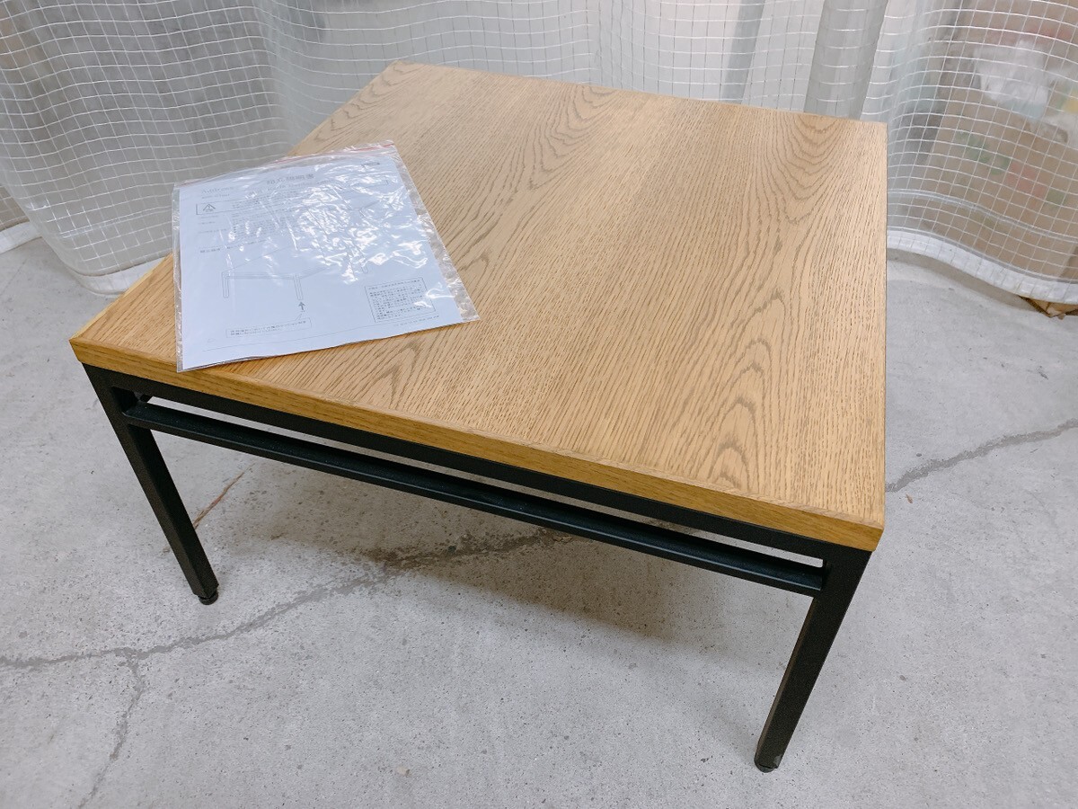 美品 Karla Center Table カーラ センターテーブル W600×D600×H350mm テーブル 机 高級 インテリア 家具 0904か5 M 家A拍卖