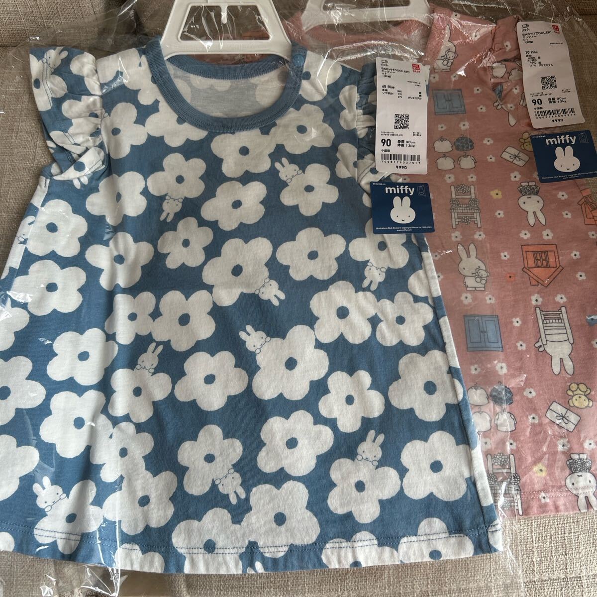 新品 ベビー ユニクロ ミッフィー miffy UT 半袖 2枚セット 90cm 子供服拍卖