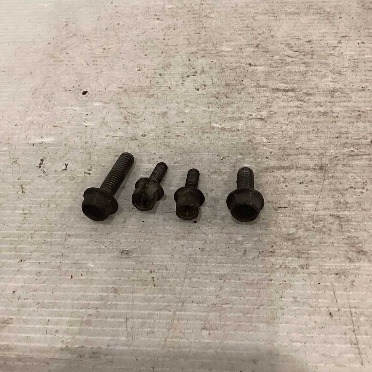 A51-41 ヤマハ アプリオ SA11J マフラー ボルト 純正部品拍卖