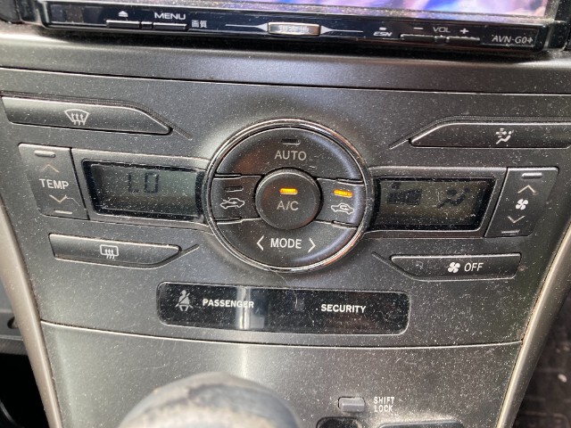 250706 オーリス NZE151H 平成19年 エアコンパネル エアコンスイッチパネル拍卖