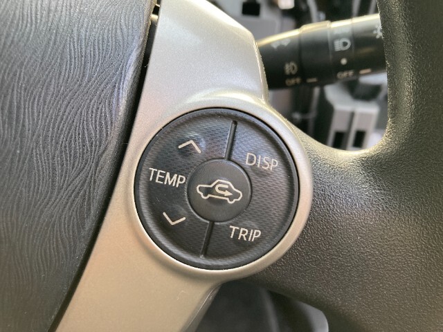 250906 プリウスα ZVW40 H25年 ステアリングスイッチ 左右セット拍卖