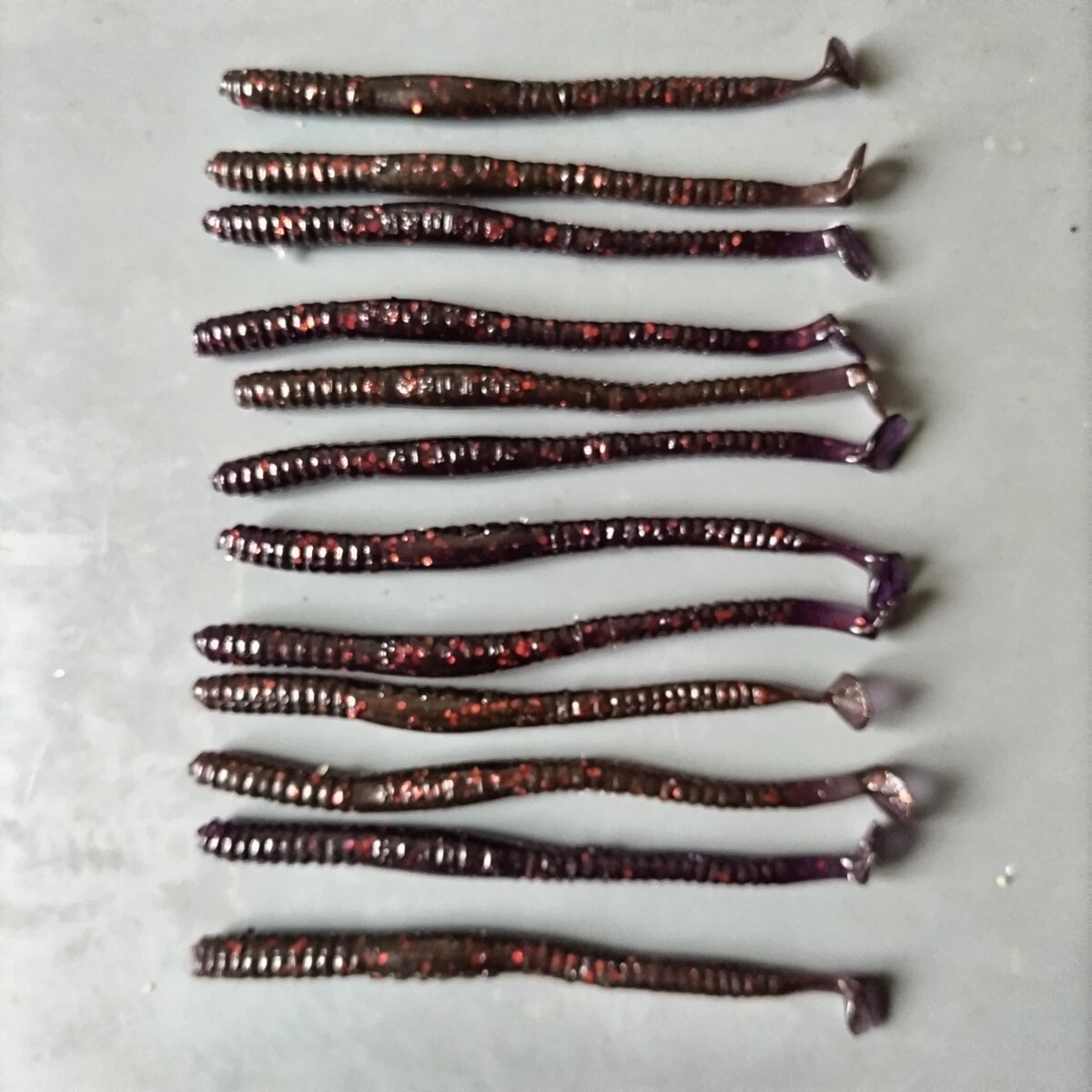 スライダーワーム  バイブラテール  4インチ   チャーリー ブリューワーズ  CHARLIE BREWER'S SLIDER WORM  アメリカンルアー拍卖