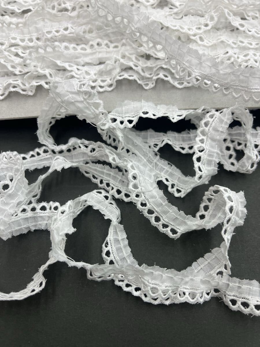 ◯(NT040-2)1反売りー約1.5㎝巾の白の綿フリルレース(10m)拍卖