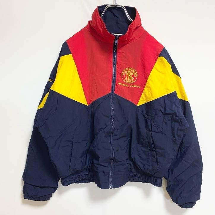 古着 used COAL HARBOUR 長袖ハイネック切り替えナイロンジャケット ワンポイント刺繍 ボウリング 赤 ネイビー拍卖