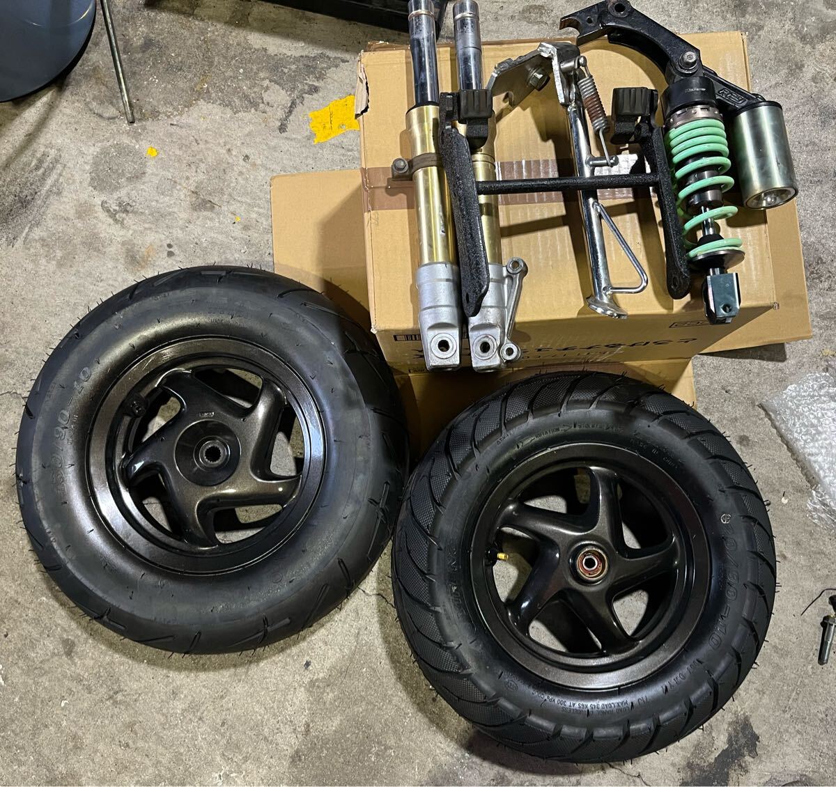 ズーマー ロンホイ リード100エンジンスワップキット ホイール前後あり ホイール フォーク フロント リアホイール AF35 ホンダ拍卖