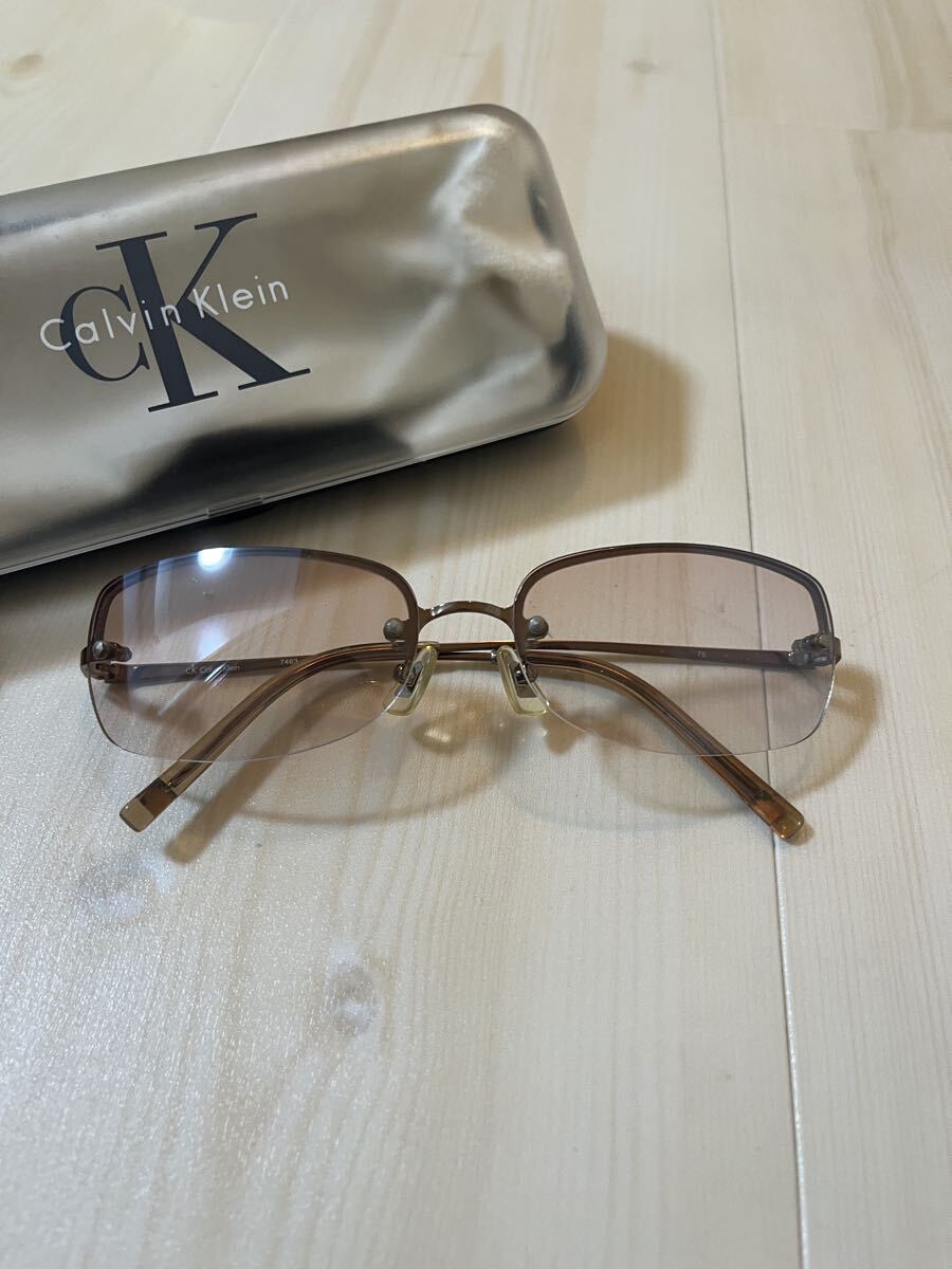 Calvin Klein カルバンクライン サングラス メガネ UVカット拍卖